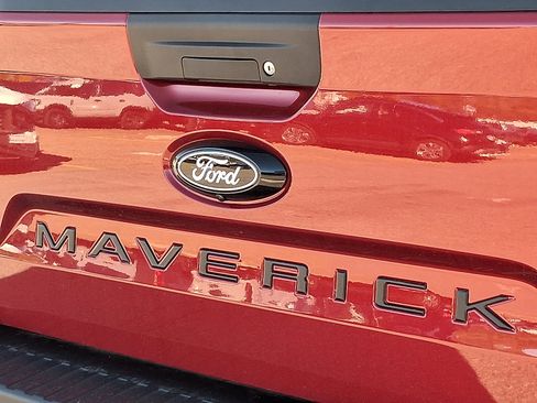 Used 2025 Ford Maverick XLT w/ Equipment Group 301A image 30