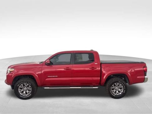 Used 2019 Toyota Tacoma SR5 image 42