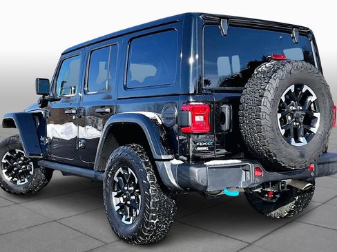 Used 2024 Jeep Wrangler Unlimited Rubicon 4xe image 12
