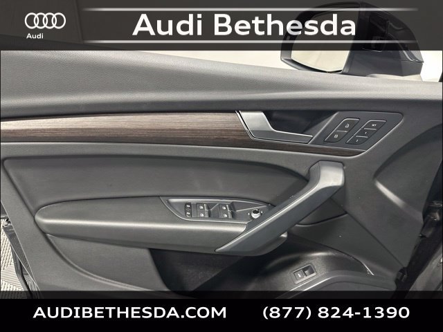 Used 2023 Audi Q5 2.0T Premium w/ Convenience Package AWD/4WD image 14