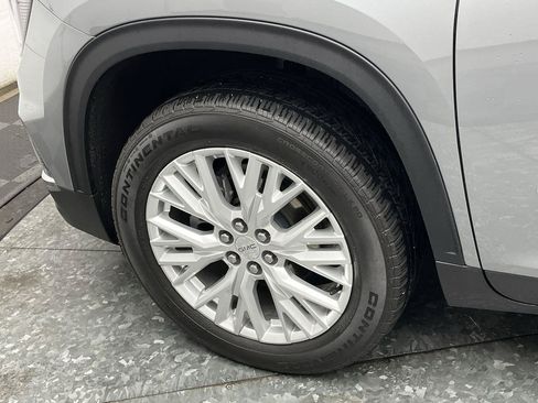 Certified 2024 GMC Acadia Elevation w/ Luxury Package AWD/4WD image 35