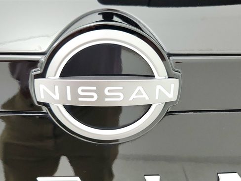 Used 2024 Nissan Pathfinder SV image 35