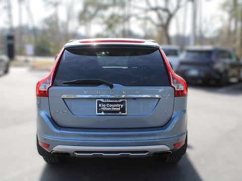 Used 2017 Volvo XC60 T6 Dynamic w/ Climate Package image 8