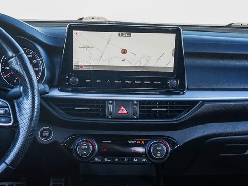 Used 2022 Kia Forte GT-Line image 14