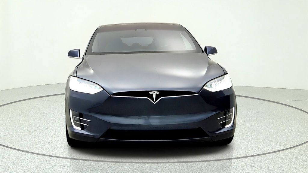 Used 2020 Tesla Model X Long Range AWD/4WD image 2