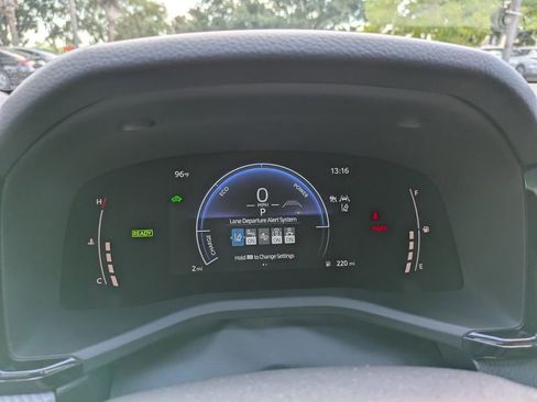 New 2026 Toyota Camry SE FWD image 25