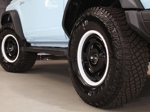Used 2024 Ford Bronco Heritage Edition AWD/4WD image 21