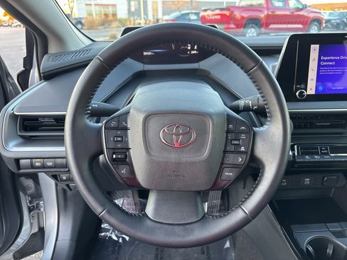 Used 2024 Toyota Prius LE image 24