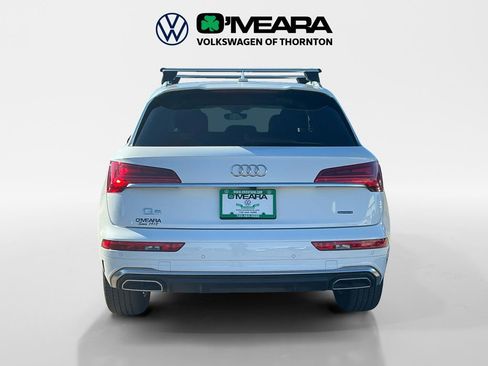 Used 2022 Audi Q5 2.0T Premium w/ Convenience Package image 4