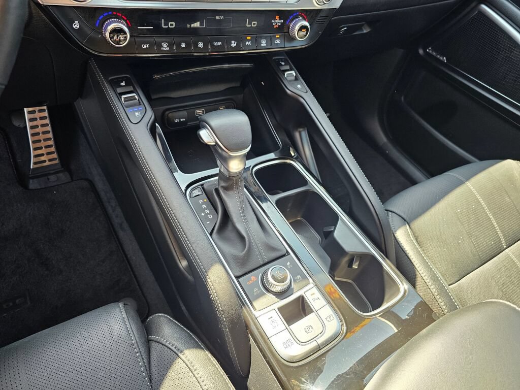 Used 2024 Kia Telluride SX w/ Towing Package AWD/4WD image 23
