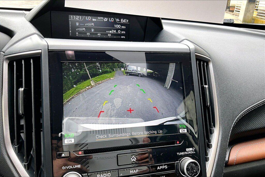 Used 2023 Subaru Forester Touring AWD/4WD image 9