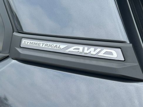 Used 2025 Subaru Forester Touring AWD/4WD image 18