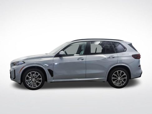Used 2024 BMW X5 xDrive40i w/ M Sport Package AWD/4WD image 2