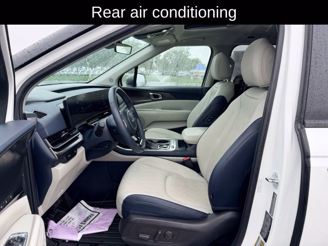 Used 2025 Kia Carnival SX FWD image 8