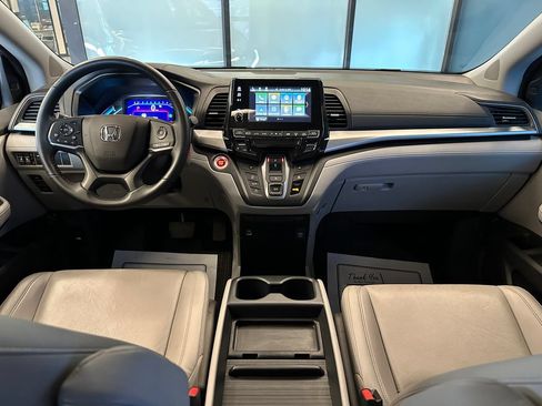 Used 2024 Honda Odyssey EX-L image 9