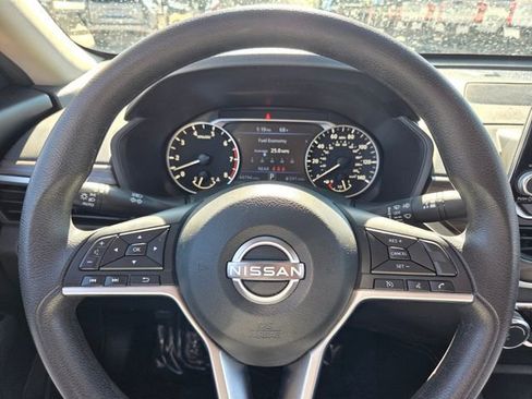 Used 2023 Nissan Altima 2.5 SV image 27