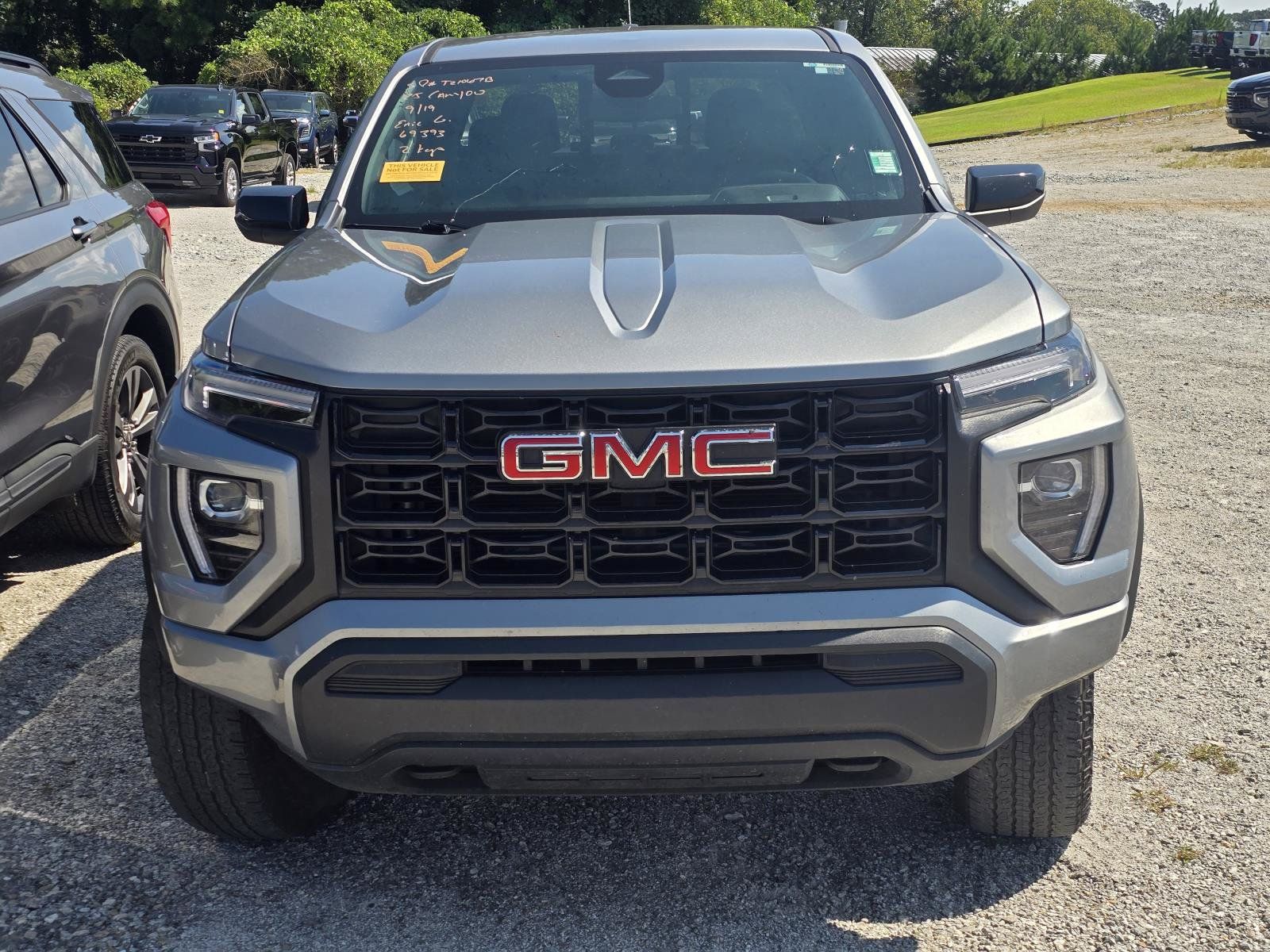 Used 2025 GMC Canyon Elevation AWD/4WD image 5
