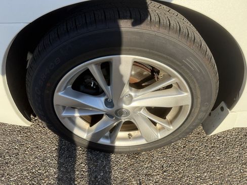 Used 2013 Nissan Altima 2.5 SL w/ Technology Pkg FWD image 8