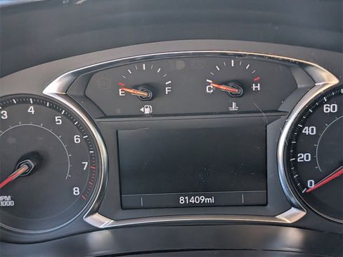 Used 2023 Chevrolet Traverse RS image 9