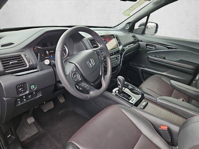 Used 2018 Honda Ridgeline Black Edition image 10