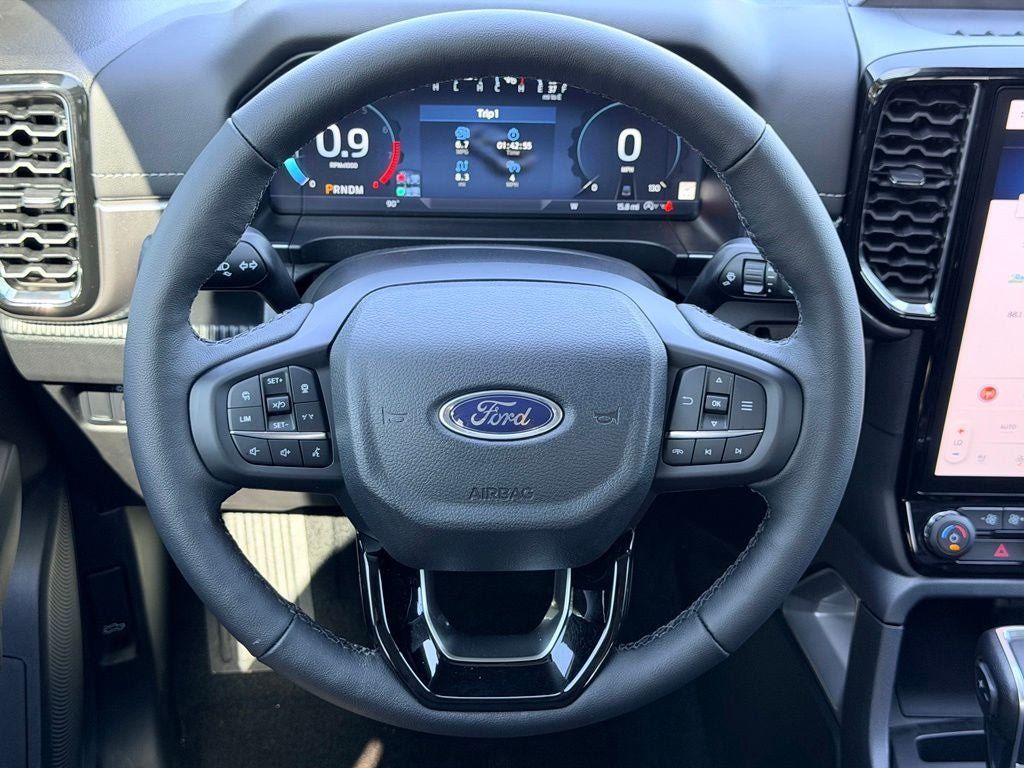 New 2026 Ford Ranger Lariat w/ FX4 Off-Road Package AWD/4WD image 16
