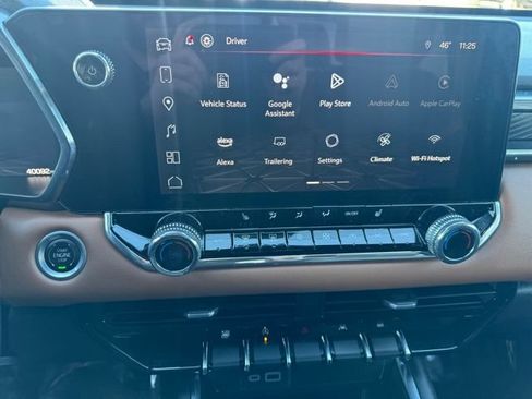 Certified 2024 GMC Canyon AT4 AWD/4WD image 17