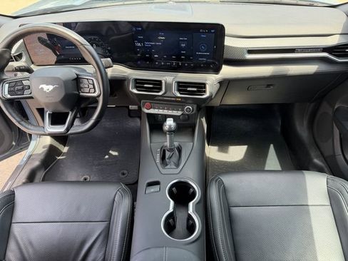 Used 2025 Ford Mustang GT Premium RWD image 10