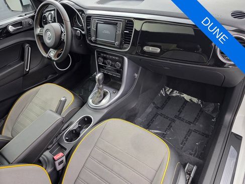 Used 2018 Volkswagen Beetle 2.0T Dune FWD image 28