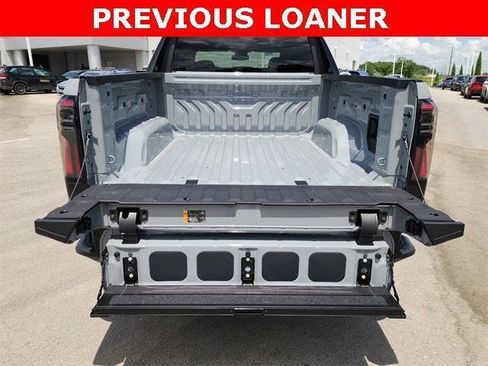 New 2026 GMC Sierra EV Elevation image 9