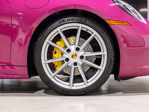 Used 2023 Porsche 911 Carrera w/ Premium Package RWD image 24