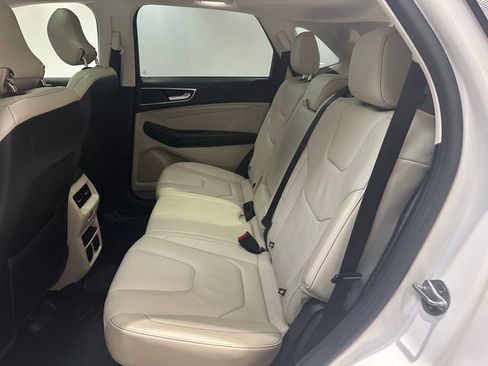 Used 2016 Ford Edge Titanium w/ Equipment Group 301A AWD/4WD image 24