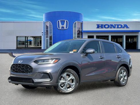 New 2026 Honda HR-V LX image 2