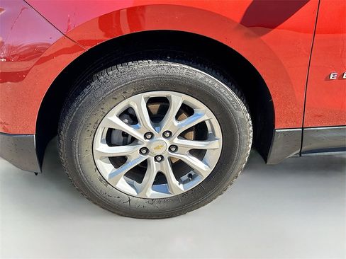 Used 2020 Chevrolet Equinox LT image 29