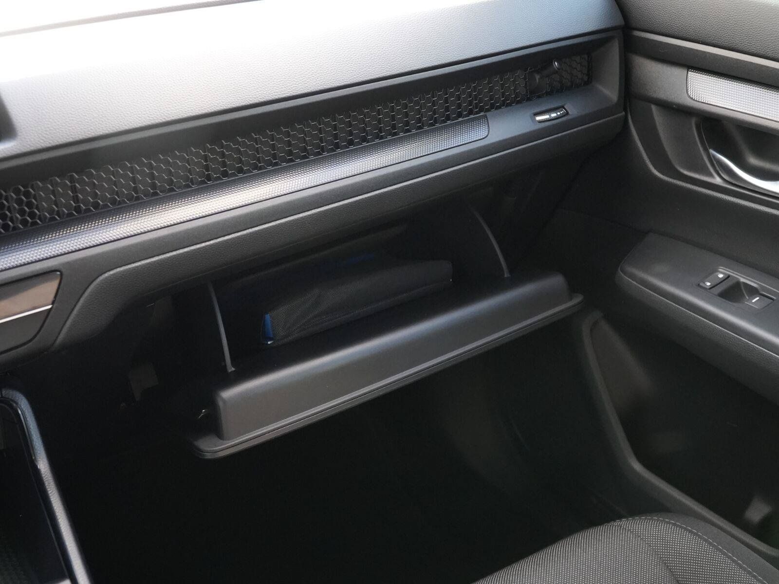 Used 2025 Honda CR-V LX image 27