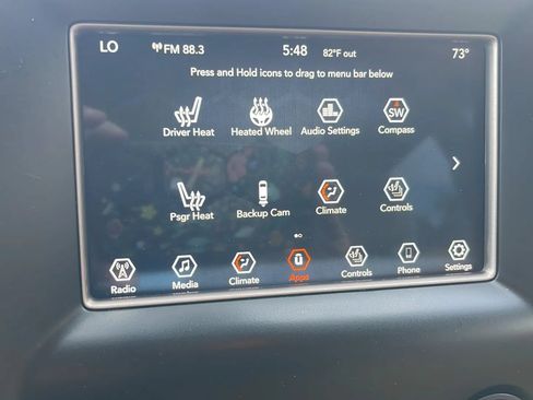 Used 2021 Jeep Grand Cherokee Laredo AWD/4WD image 11