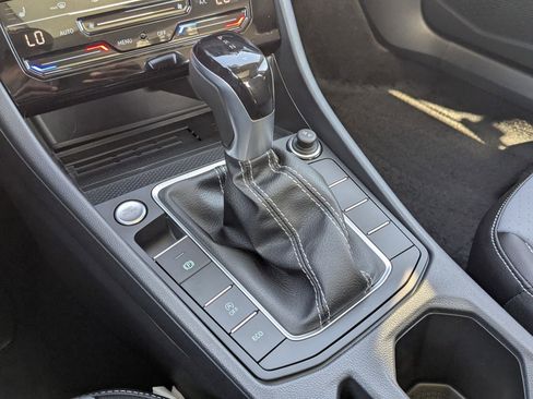 New 2026 Volkswagen Jetta SE image 24