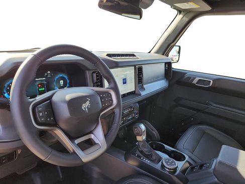 New 2025 Ford Bronco Badlands w/ Sasquatch Package image 11