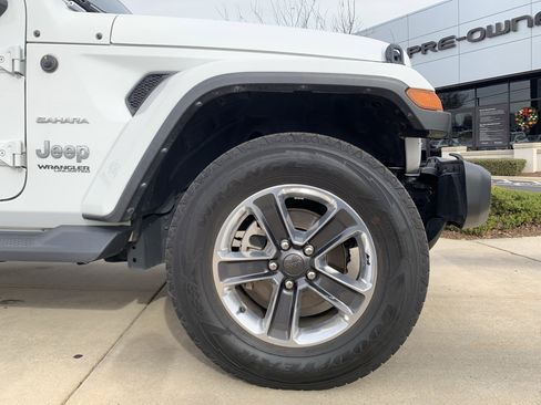 Used 2022 Jeep Wrangler Unlimited Sahara w/ LED Lighting Group image 13