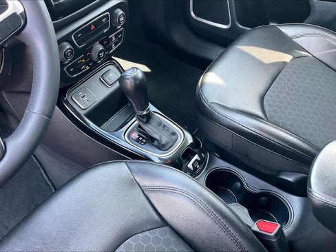 Used 2021 Jeep Compass Latitude image 15