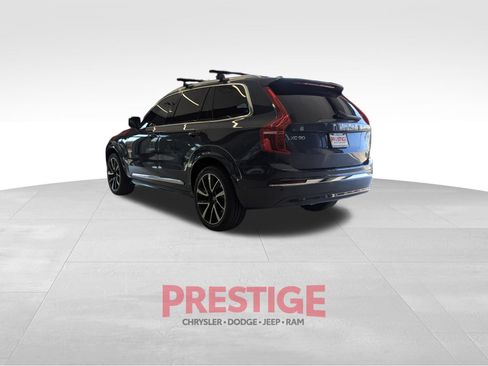 Used 2024 Volvo XC90 B6 Plus AWD/4WD image 11