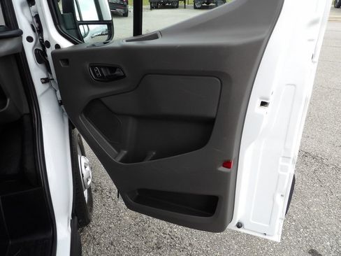 Used 2023 Ford Transit 250 Low Roof RWD image 31