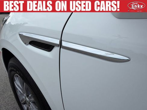 Used 2023 Buick Enclave Essence FWD image 43