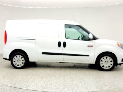 Used 2018 RAM ProMaster City Tradesman SLT FWD image 4