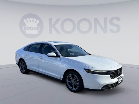 Used 2024 Honda Accord EX image 10