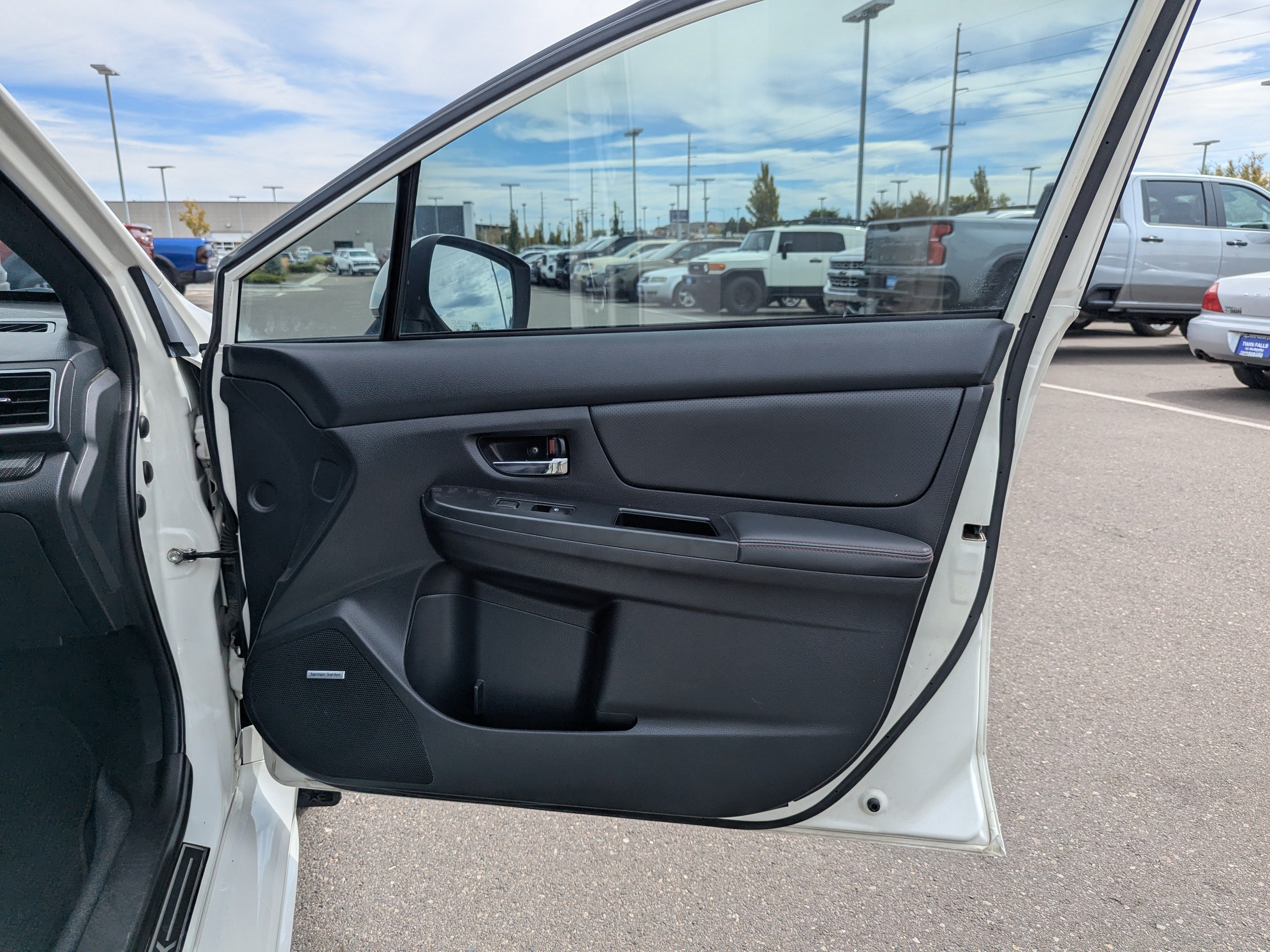 Used 2015 Subaru WRX AWD/4WD image 36