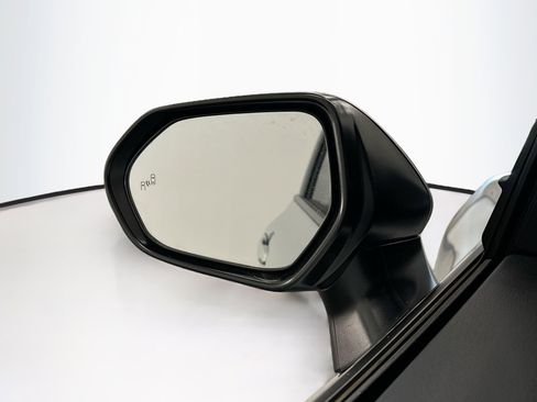 Used 2025 Toyota Camry LE image 16