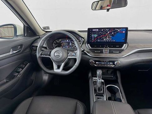Certified 2025 Nissan Altima 2.5 SL AWD/4WD image 22