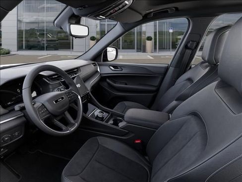 New 2025 Jeep Grand Cherokee L Altitude image 22