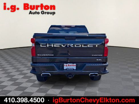 Used 2022 Chevrolet Silverado 1500 Custom Trail Boss AWD/4WD image 5