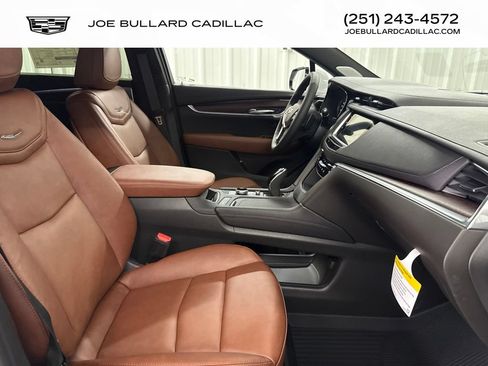 New 2026 Cadillac XT5 Premium Luxury w/ Driver Assist Package FWD image 19